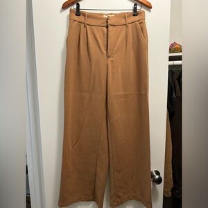Brown Abercrombie Sloane Tailored Pant - M short